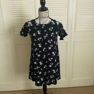 Xhilaration cold shoulder floral flirty shift mini dress